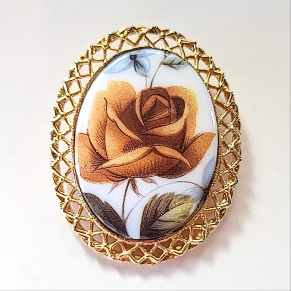 Vintage Jewelry - MILK GLASS TRANSFERWARE GOLDEN BROWN ROSE PIN BROOCH - VINTAGE
